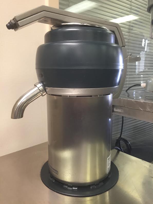 Refurbished Zumex Juicers For Sale. New/Used Zumex Orange Juicers